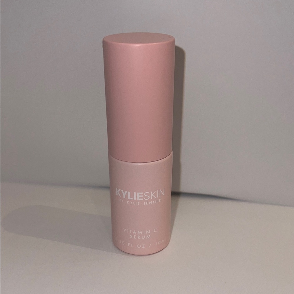 Kylie Skin By Kylie Jenner Vitamin C Serum 10ml